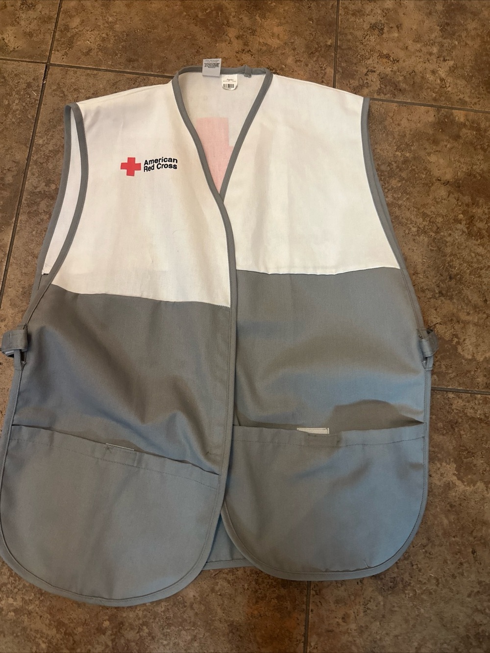 Vtg Red Cross disaster relief vest